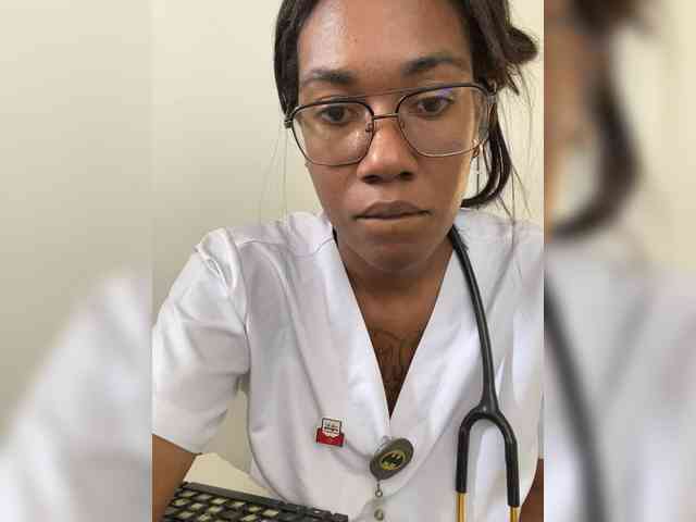 ReginaCorleone webcam
