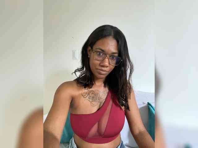 ReginaCorleone webcam