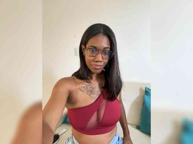 ReginaCorleone webcam