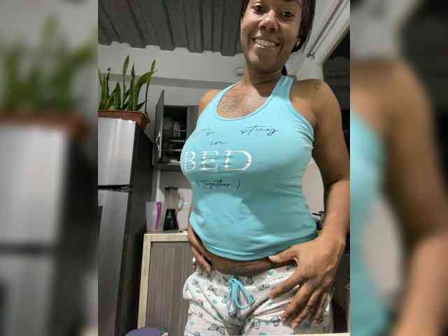 ReginaCorleone webcam