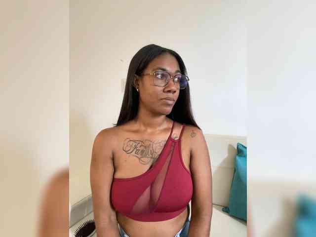 ReginaCorleone webcam
