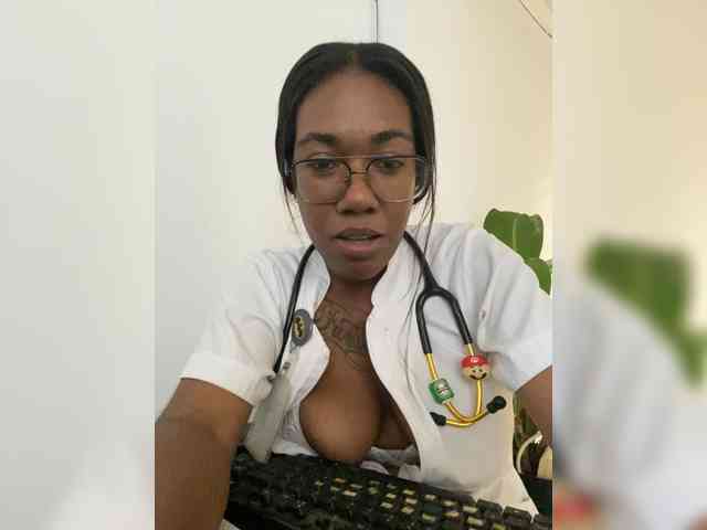 ReginaCorleone webcam