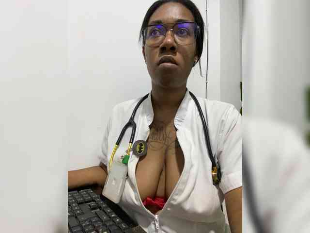 ReginaCorleone webcam