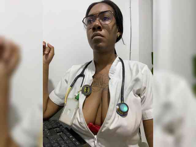 ReginaCorleone webcam