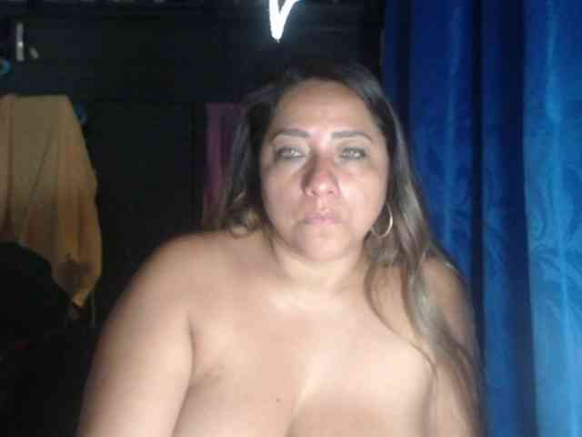 adrianamilf44 adrianamilf44
