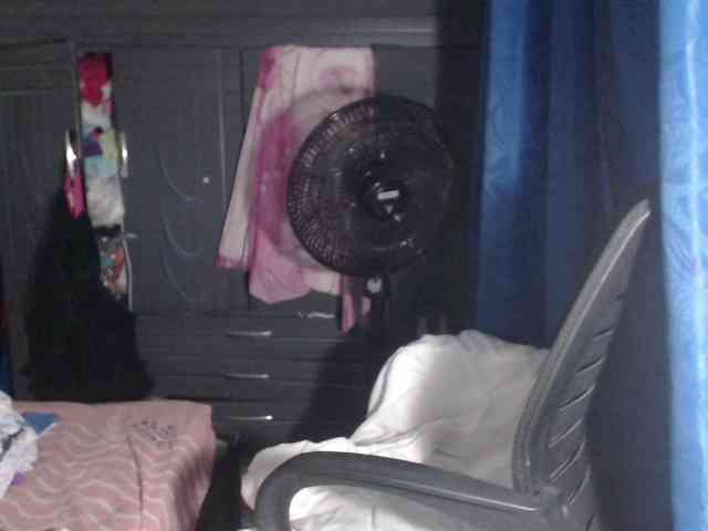 adrianamilf44 webcam