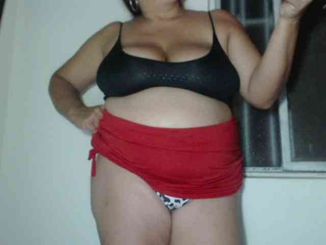 adrianamilf44 webcam