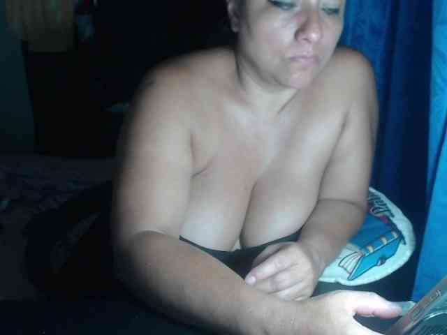 adrianamilf44 webcam