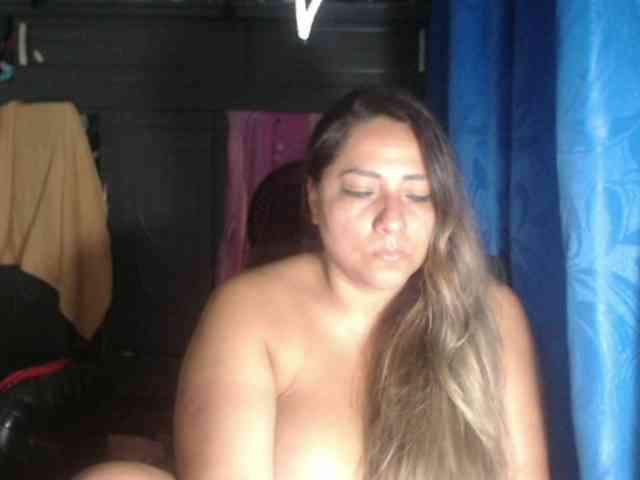 adrianamilf44 webcam