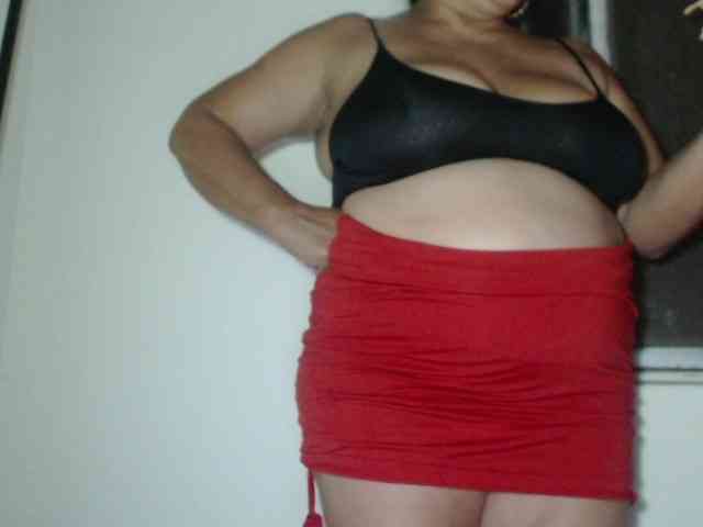adrianamilf44 webcam