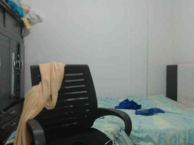 adrianamilf44 adrianamilf44