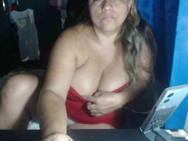 adrianamilf44 adrianamilf44