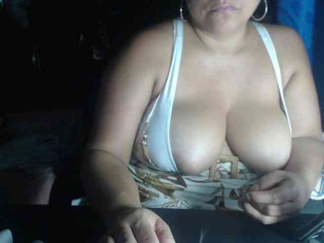 adrianamilf44 webcam