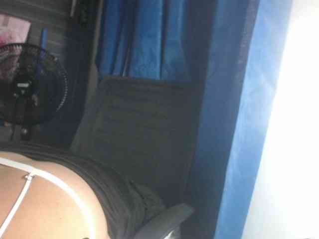 adrianamilf44 adrianamilf44