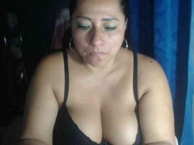Model: adrianamilf44