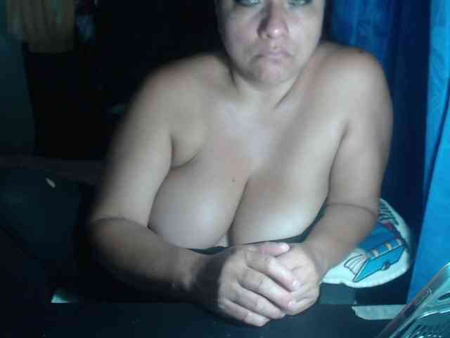 adrianamilf44 webcam