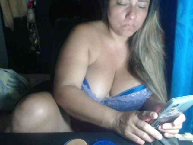 Modella: adrianamilf44