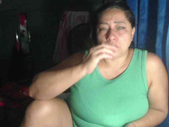 adrianamilf44 webcam