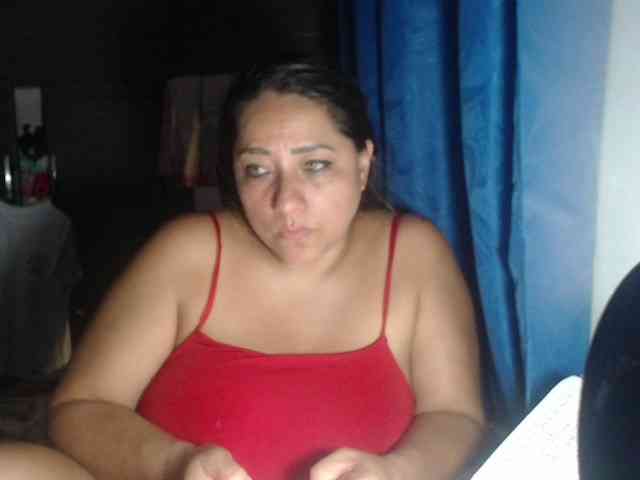 adrianamilf44 webcam