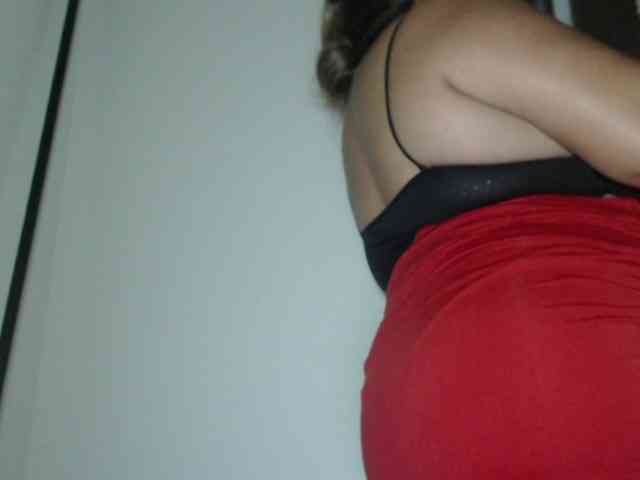 adrianamilf44 webcam