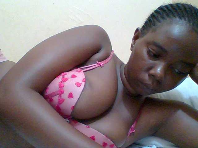 Sexyebonygal