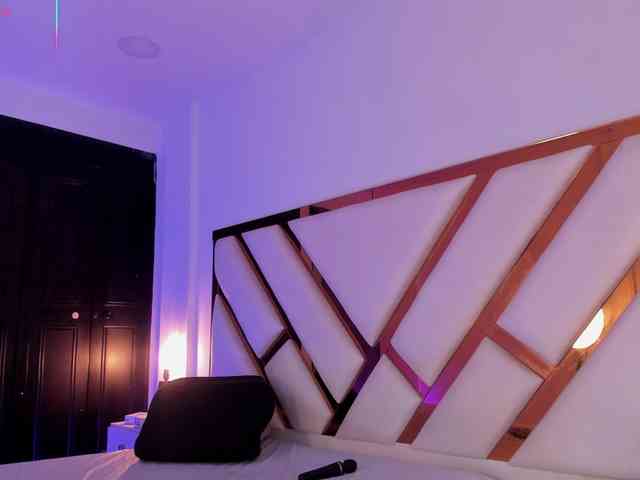 aron-cruz Live Webcam on BongaCams