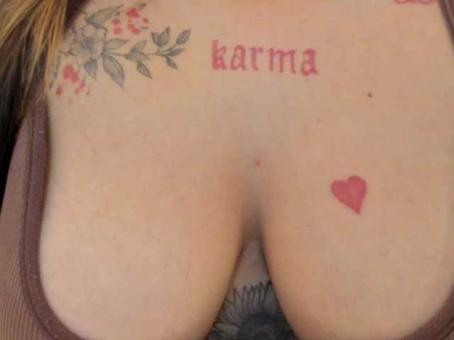 SofiTattoo live cam on BongaCams