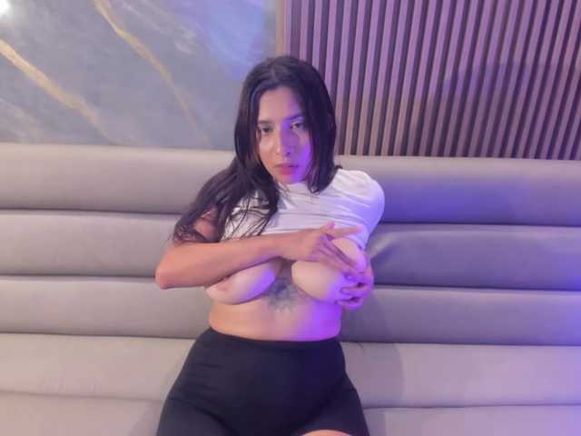 SofiTattoo live cam on BongaCams