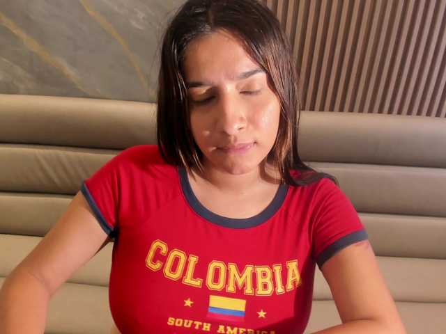SofiTattoo live cam on BongaCams