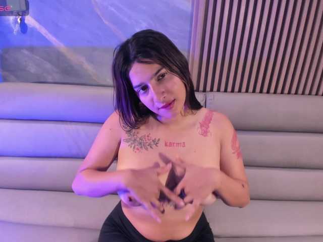 SofiTattoo live cam on BongaCams