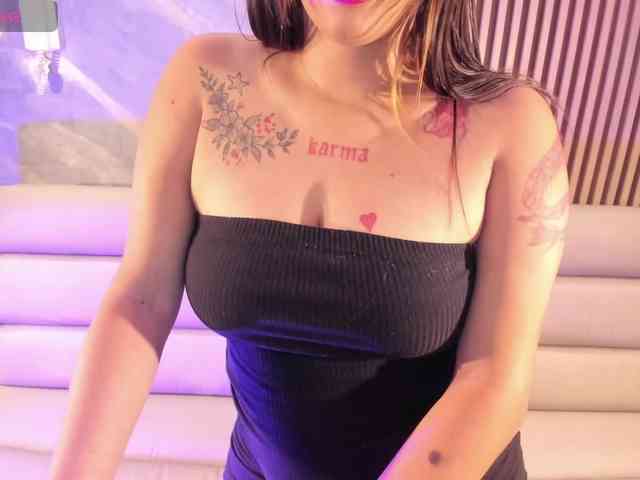 SofiTattoo webcam