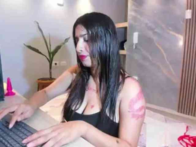 SofiTattoo webcam