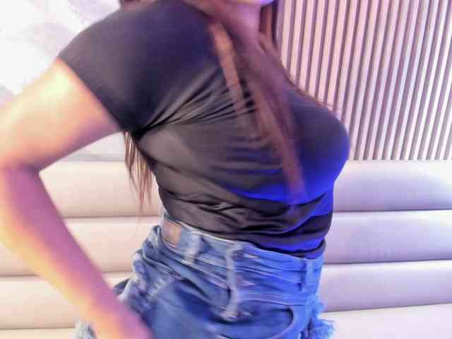 SofiTattoo webcam