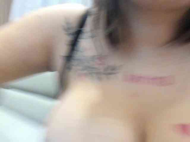 SofiTattoo webcam