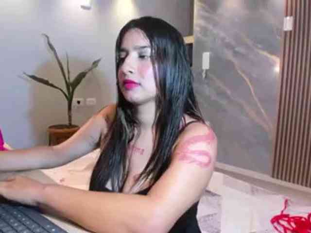 SofiTattoo webcam