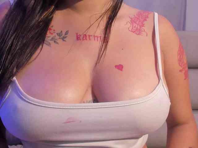 SofiTattoo webcam
