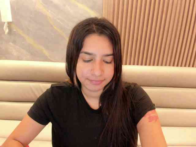 SofiTattoo webcam