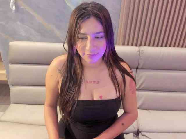 SofiTattoo webcam