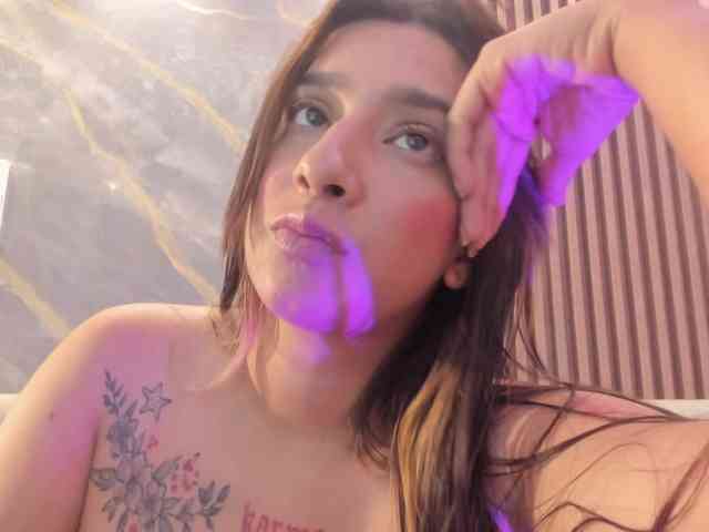 SofiTattoo webcam