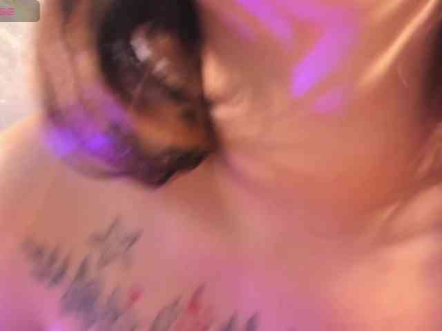 SofiTattoo webcam