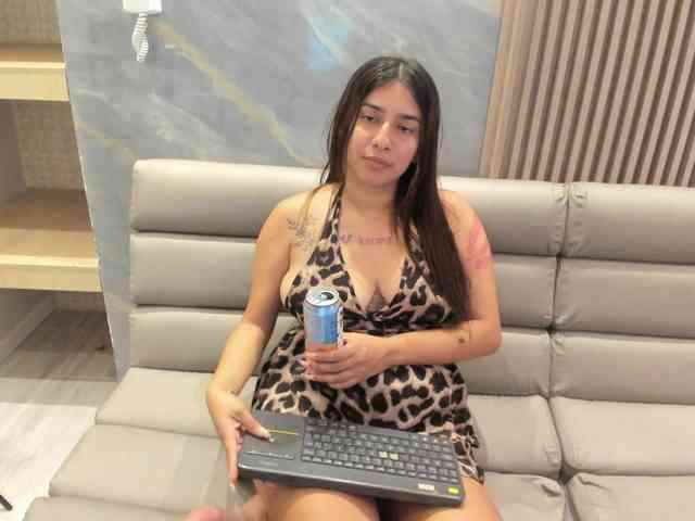 SofiTattoo webcam