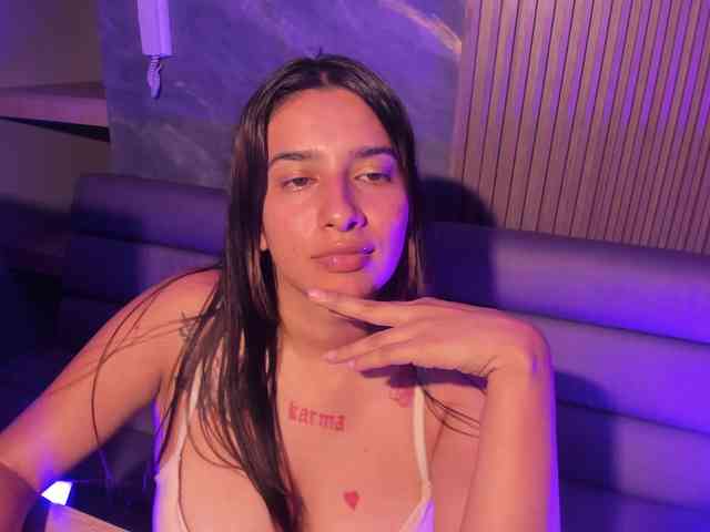 Model: SofiTattoo