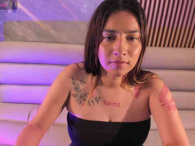 SofiTattoo Live Webcam on BongaCams
