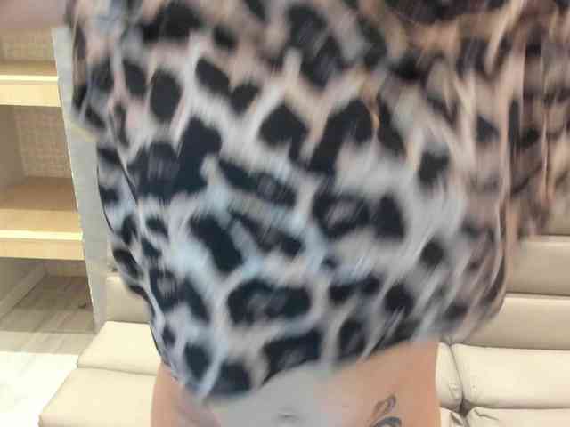SofiTattoo webcam