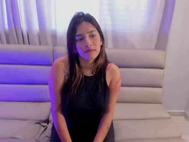 SofiTattoo webcam