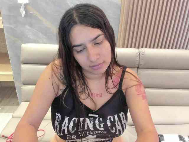 SofiTattoo webcam