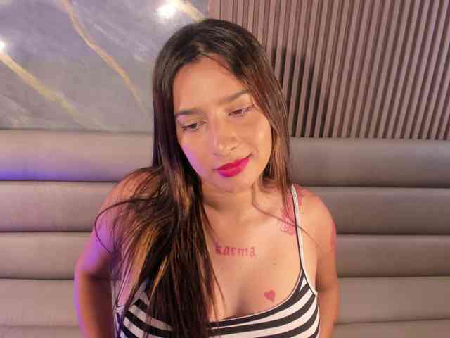 SofiTattoo webcam