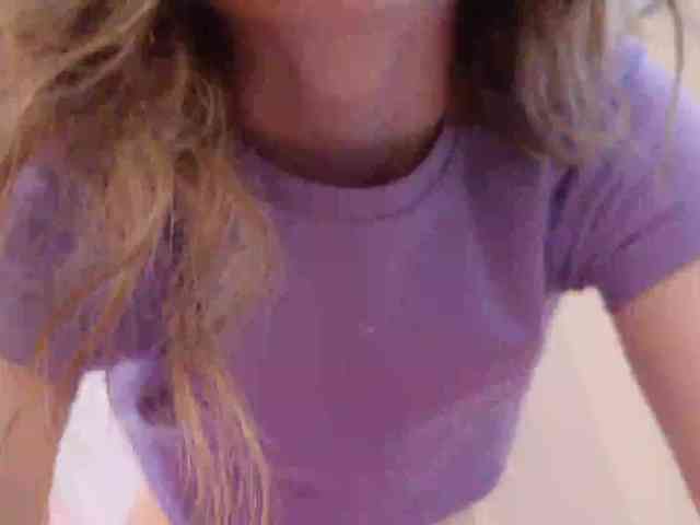 b4by-Emilia webcam