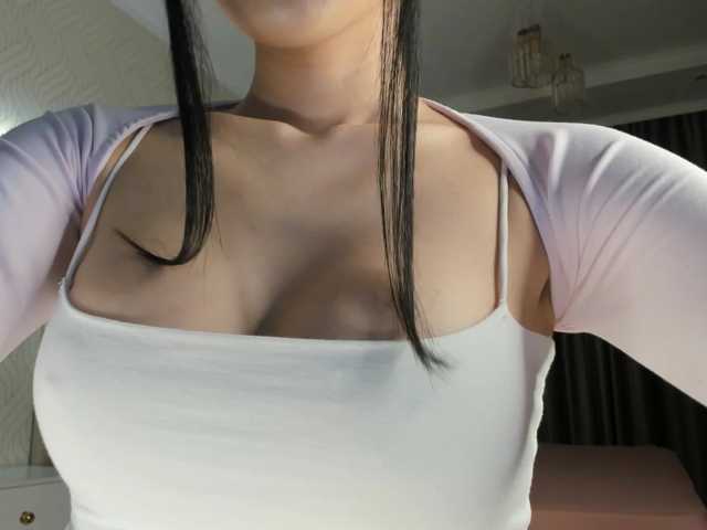 Nottiniam live cam on BongaCams