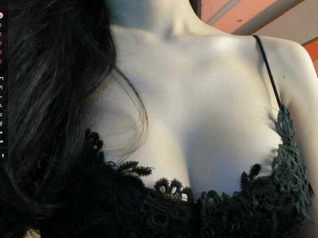 Nottiniam live cam on BongaCams